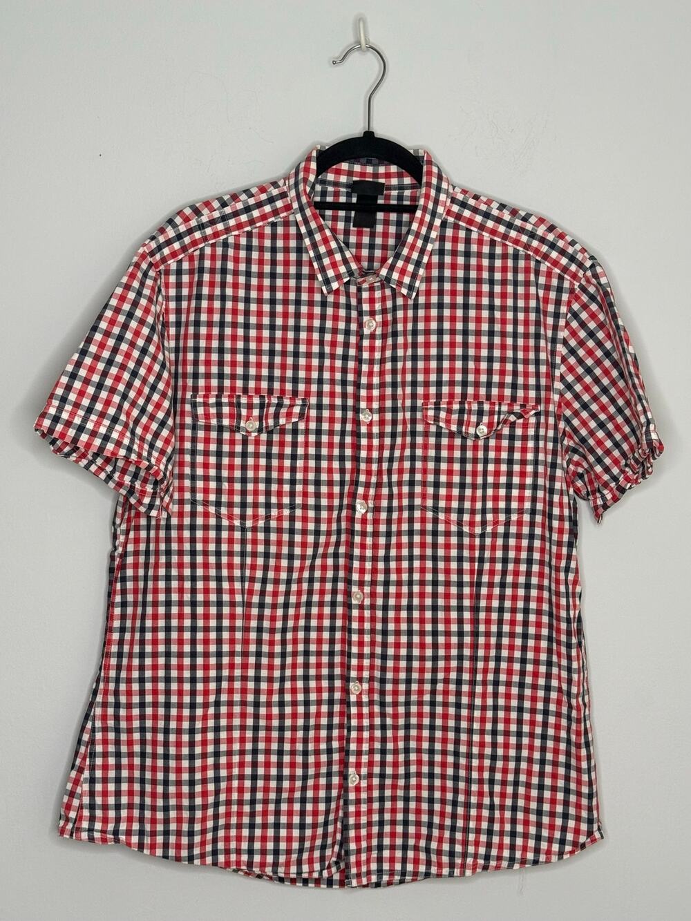 H&M Red Blue Gray Plaid Mens Short Sleeve Button Down Shirt Pockets Size L